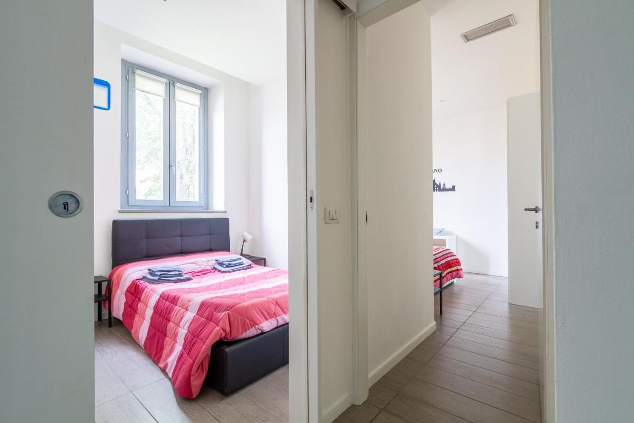 Lux Apartment Milano Metro M2 Luaran gambar