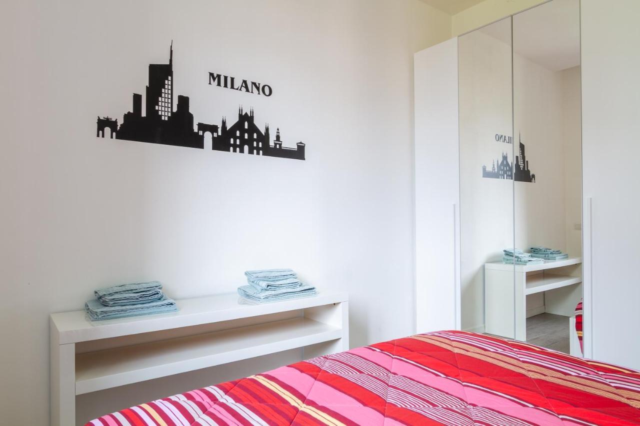 Lux Apartment Milano Metro M2 Luaran gambar