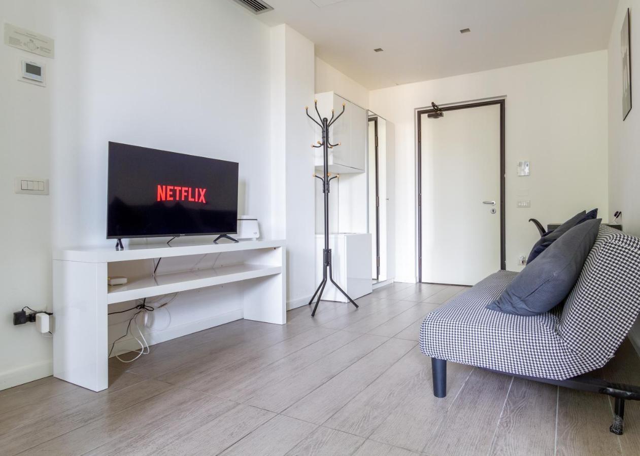 Lux Apartment Milano Metro M2 Luaran gambar